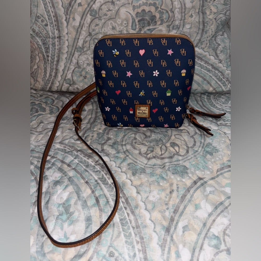 Rare pattern Trixie crossbody Dooney & Bourke bag